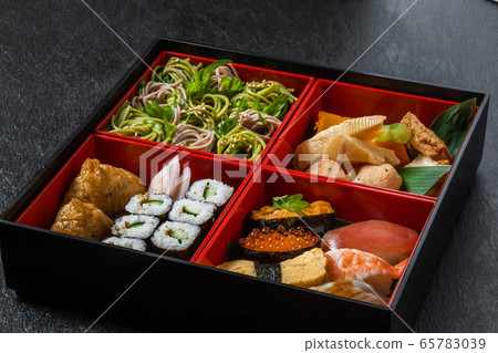 Newly made soba Newly made raw soba Japanese foods Newly made soba Newly made raw soba Japanese foods 65783039