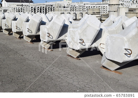 Concrete products loaded 65783891