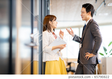 團隊男女對話 65790822