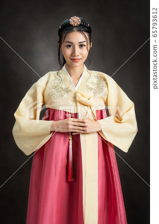 Korean on sale female hanbok