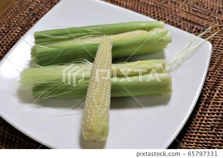 初夏食材(玉米) 初夏食材(玉米) 65797331