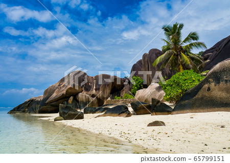 Anse Source d Argent paradise beach, La Digue 65799151