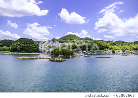 從觀光船（佐世保市，長崎縣）看到的Kujukushima的風景 65802668
