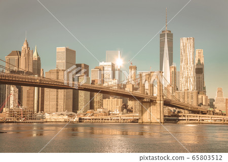 Vintage Famous Skyline of downtown New York City Vintage Famous Skyline of downtown New York City 65803512
