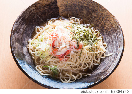 顏射蕎麥麵配以蛋黃醬蟹肉棒 顏射蕎麥麵配以蛋黃醬蟹肉棒 65804550