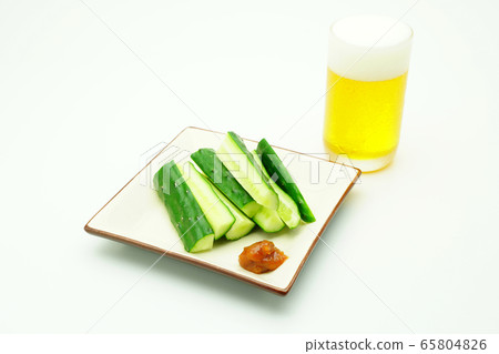 騾子和啤酒 65804826