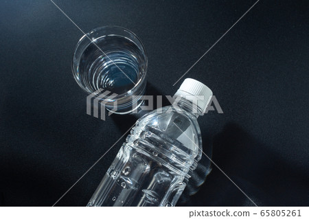 Water and plastic bottle. Hydration. Health/sports and training. Heat stroke measures etc. Water and plastic bottle. Hydration. Health/sports and training. Heat stroke measures etc. 65805261