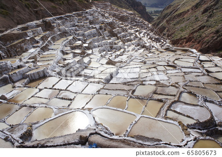 Maras Shiota Peru 65805673