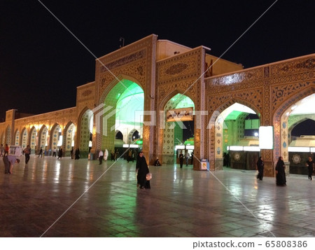 Evening mosque in Isfahan, Iran belonging to Islamic Shiite during a backpacker trip 65808386