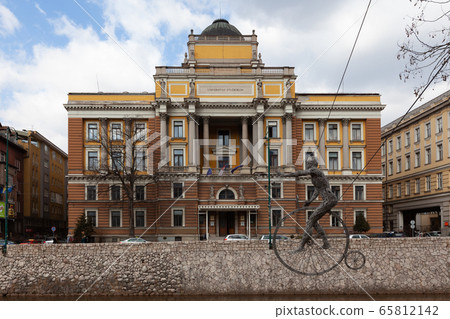 University of Sarajevo, Bosnia and Herzegovina University of Sarajevo, Bosnia and Herzegovina 65812142