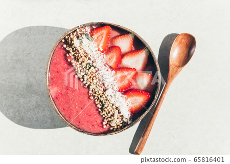 Strawberry Smoothie in Coconut Bowl 65816401