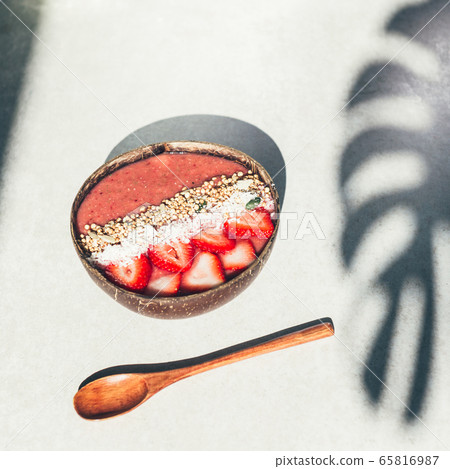 Strawberry Smoothie in Coconut Bowl Strawberry Smoothie in Coconut Bowl 65816987
