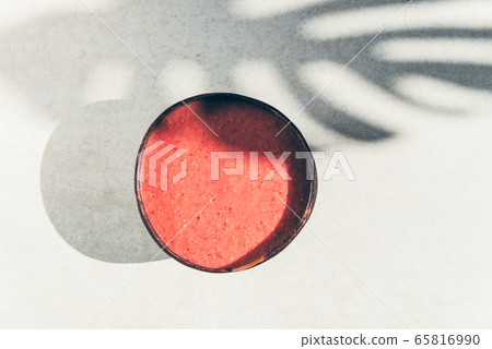 Strawberry Smoothie in Coconut Bowl Strawberry Smoothie in Coconut Bowl 65816990