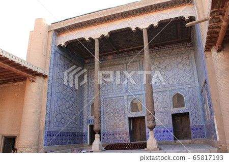 Kuhuna Alta of Ichan Kara 65817193