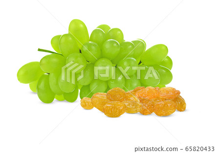 grape fruit and dry raisins on white background 65820433