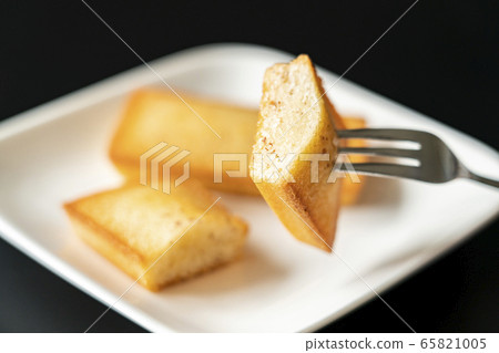 金融家西方糖果黑色背景 65821005