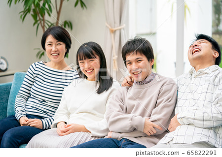 family, grinning, smiling 65822291