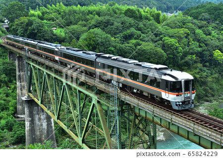 Train running on the Misaseya Railway Bridge Train running on the Misaseya Railway Bridge 65824229
