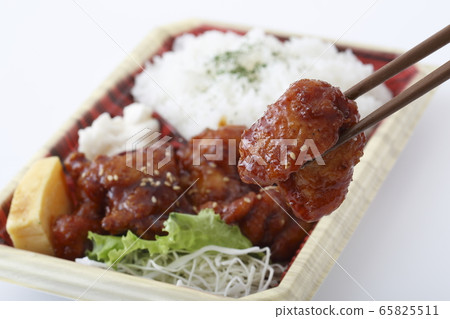 炸雞午餐 65825511