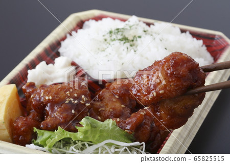 炸雞午餐 65825515