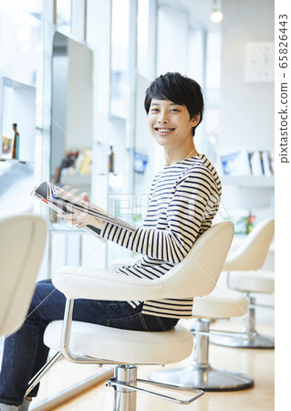 Young men beauty salon Young men beauty salon 65826443