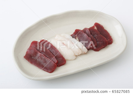 Horse sting 65827085