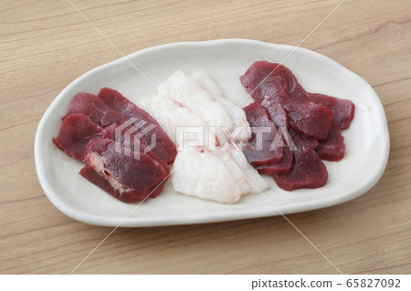 Horse sting 65827092