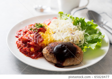 One plate 65828477