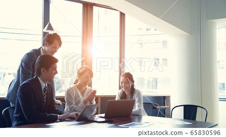 meeting meeting 65830596