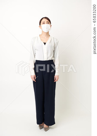 戴著面具的常設女人 65833200