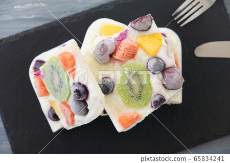 Yogurt Bark Yogurt Bark 65834241