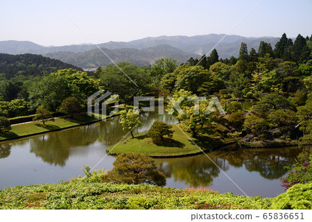 Shugakuin Imperial Villa Yuryuike-1 65836651