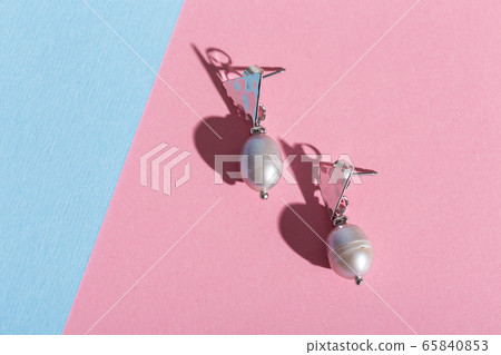 Perfect accessories. Trendy jewelry set. Fashion jewelry and bijouterie. Top view. Perfect accessories. Trendy jewelry set. Fashion jewelry and bijouterie. Top view. 65840853