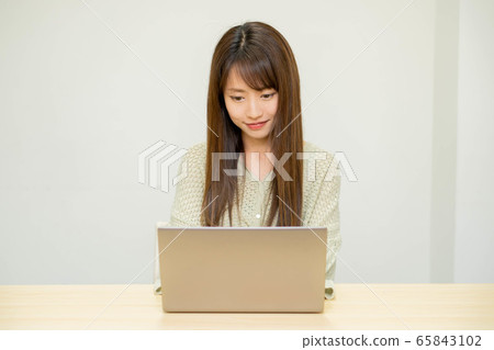 美麗的女人 65843102
