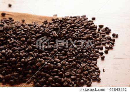 Coffee beans (mandelin) 202005245dm214 65843332