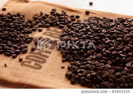 Coffee beans (mandelin) 202005245dm215 65843333