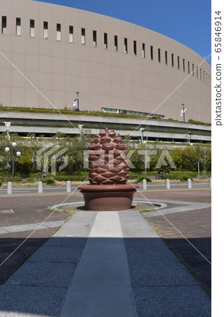 Jigyo Chuo Park "pine nuts" object Jigyo Chuo Park "pine nuts" object 65846914