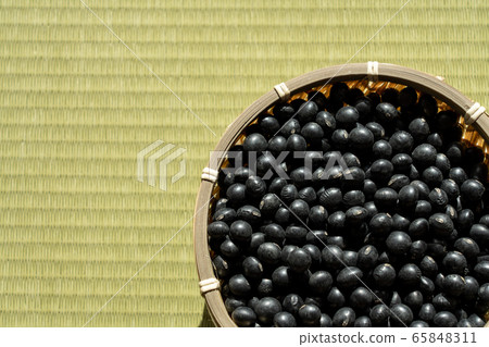 Black beans Black soy beans (tatami) 65848311