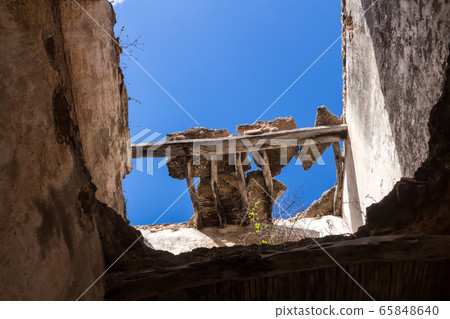 Broken walls and blue sky, Morocco Broken walls and blue sky, Morocco 65848640