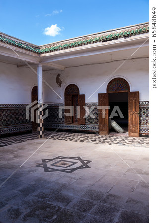 Yard of an abandoned house, Dar Caid Hadji 65848649