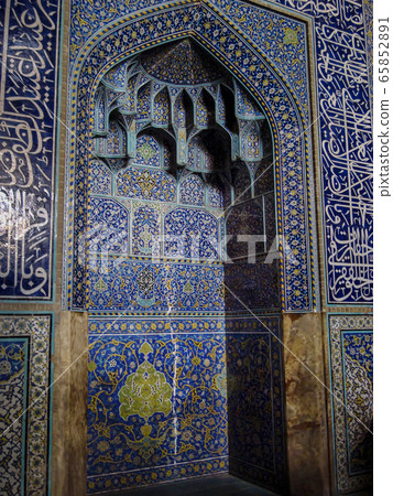 伊朗伊斯法罕“謝赫·洛特福勒清真寺”米哈拉布/伊朗 65852891