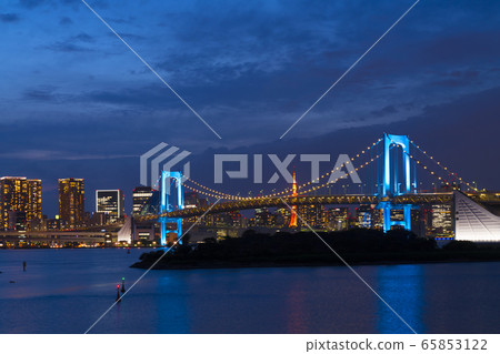 Tokyo Rainbow Bridge Blue light up Thanks to medical staff May 25, 2020 Tokyo Rainbow Bridge Blue light up Thanks to medical staff May 25, 2020 65853122