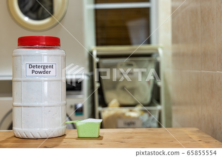 Fabric powder laundry detergent with scooper 65855554