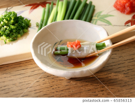 府谷生魚片蔥 府谷生魚片蔥 65856313