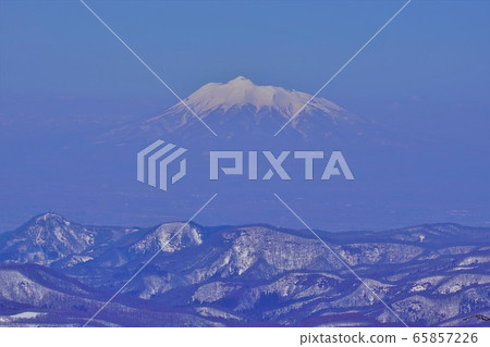 八甲田山的磐城山 八甲田山的磐城山 65857226