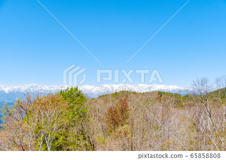 村倉山風景(五月)-北阿爾卑斯山風景 村倉山風景(五月)-北阿爾卑斯山風景 65858808