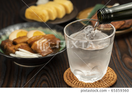 Shochu on the rock tavern 65859360