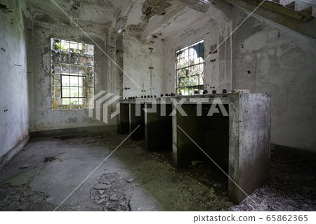 Ruins of the Nii substation, Yuzawa-machi, Minamiuonuma-gun, Niigata Prefecture Ruins of the Nii substation, Yuzawa-machi, Minamiuonuma-gun, Niigata Prefecture 65862365