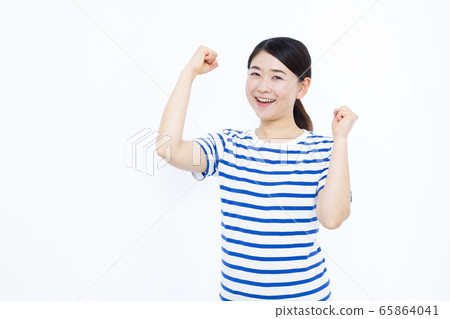 30多歲的女性 30多歲的女性 65864041