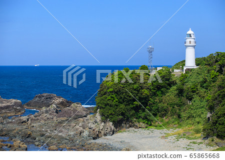 鹽野美aki燈塔在蔚藍的天空中閃耀 65865668